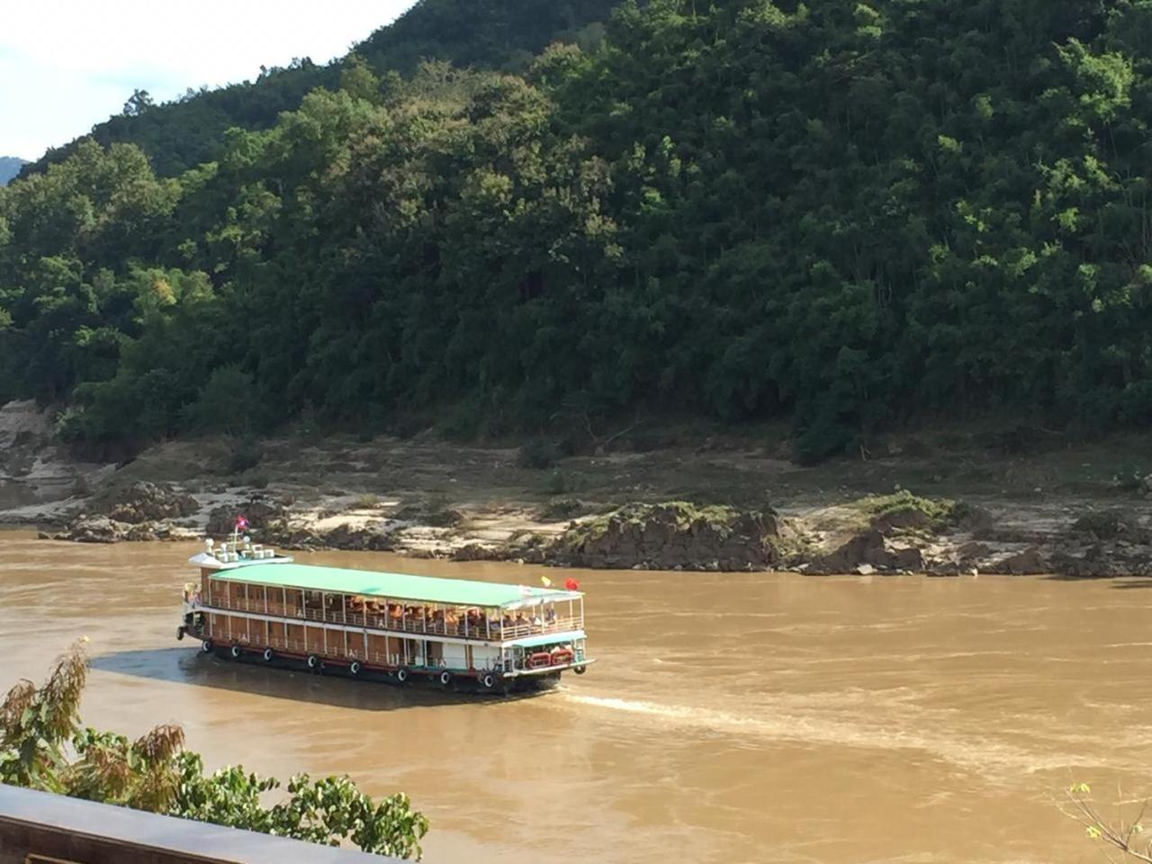 Villa Mekong Guesthouse Muang Pakbèng Esterno foto